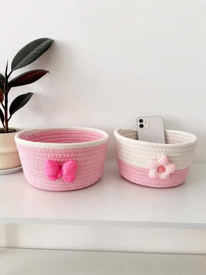 Giỏ đựng đồ tròn bằng dây thừng đan thủ công nhiều màu sắc dễ thương dành cho nữ, thích hợp để đựng đồ ăn nhẹ, trái cây, đồ chơi trên bàn làm việc, cũng có thể được sử dụng trong phòng khách, phòng tắm, trang trí nhà cửa để đựng mỹ phẩm, nước hoa, kính mắt, khung ảnh, giỏ quà tặng ngày lễ, lý tưởng để sắp xếp đồ dùng học tập.
