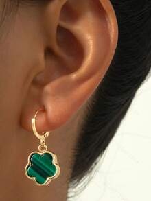 1 Pair Colorful Lucky Flower Design Dangle Earrings Elegant Simple Style Alloy Jewelry Female Earrings - Green - View 1