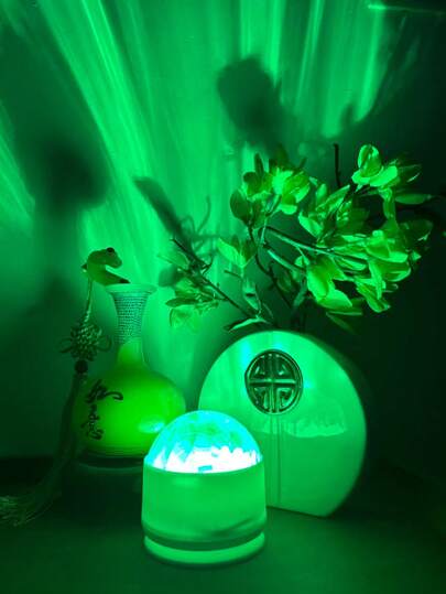 1 قطعة مشعاع إضاءة محيطي بتأثير الأضواء الشمالية متعدد الألوان 16 لون، يعمل بالطاقة عبر USB، يعرض سماء مليئة بالنجوم والمجرات، مناسب للاستخدام في غرفة النوم، السقف، التخييم، الحفلات والأعراس