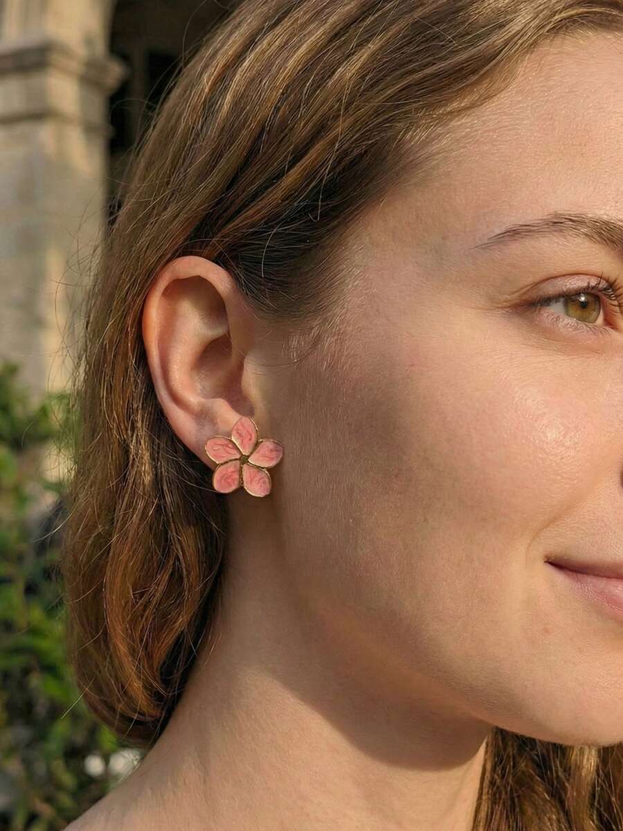 2 Pairs Elegant Enamel Square & Floral Stud Earrings Set, Stainless Steel Jewelry, White, Pink, Burgundy Earrings, Waterproof & Fade-Resistant, Suitable For Beach Vacation, Swimwear, Wedding Dress Accessories