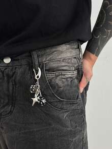 1Pc Cool Gothic Cyber Punk Style Alloy Acrylic D20 Dice Star Charm Keychain Pants Chain Men Streetwear Party/Daily Versatile Accessory - Black - View 3