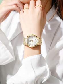 LIANDU Women's Watch, Brand New Snake Skin Strap, High-End Luxury Fashion Accessory, Round Dial Quartz Watch, Suitable For Daily Wear, Birthday Gift, Back To School, Thanksgiving, Romantic Occasions, Perfect Gift - Gold - View 4