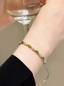 1 chiếc vòng tay vuông màu xanh lá cây kiểu Pháp cổ điển thanh lịch với đá Zirconia, phụ kiện nhiều lớp tinh tế phù hợp cho phụ nữ đeo hàng ngày, đi chơi, hẹn hò hoặc đi nghỉ mát. - Vàng - Xem 6