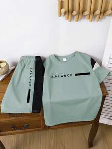 Youth Boy Cartoon Graphic Print Round Neck Short Sleeve T-Shirt And Shorts - Green - View 1
