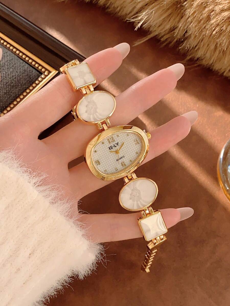 1pc New Fashion Women's Watch, Elegant Triangular Dial, Business Quartz Watch, Suitable For Daily Life, Parties And Banquets - White - View 1