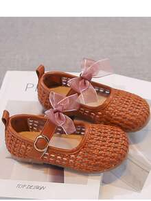 2026 Spring/Summer New Style Baby Learning Shoes For Girls - Soft-Soled Princess Shoes For 0-3 Years Old - Fashionable Openwork Little Shoes - Brown - View 1