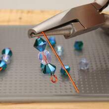 KLONKEE 金属丝环钳，珠宝制作工具 - 凹头（空心）/圆头钳，金属丝环钳和金属丝弯曲钳，高碳钢篮钳，配有 2-9mm 可调节环，专业绕线工具，适用于耳环、戒指、项链和珠宝制作（多功能设计），珠宝制作工具套装 - 彩色 - 查看 7