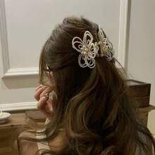 1pc Handmade Elegant Pearl Flower Hair Claw Clip, High-End Bun Updo Hair Claw Hair Accessory - White - View 3