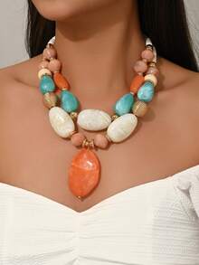 这款时尚优雅的波西米亚风绿色和棕色树脂DIY手工串珠项链，搭配玉石般花卉图案树脂大吊坠，以及全新多色多巴胺系列（橙色、蓝色、粉色、黄色等），可与CCB手工串珠项链搭配佩戴。项链可单独购买，也可成套购买进行叠戴，适合女士首饰叠戴，也适合海滩、派对等各种场合，四季皆宜。每颗树脂珠子都拥有独特的花卉图案，树脂上的注塑痕迹属于正常现象。 - 彩色 - 查看 12