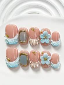 10件套珊瑚粉贝壳风手工美甲套装，包含凝胶美甲套装、海星、贝壳美甲装饰、手工五瓣花和贝壳浮雕美甲装饰、蓝色指甲油、美人鱼风格，以及美甲工具（1个果冻贴+1个指甲锉）。三种尺寸可选：方形、短方形、杏仁形。适合派对、日常佩戴、聚会、摄影、春夏通勤等场合。按压式美甲贴片。 - 彩色 - 查看 14