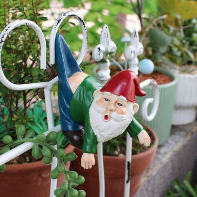 1pc Hooked Fun Dwarf Flowerpot Pendant, Garden Hanging Dwarf Statue Decoration, Creative Statue Resin Sculpture Novelty Gift, Outdoor Indoor Yard Lawn Porch Decoration, Home Bonbon Decoration, Home Office Garden Decoration, Fairy Garden Accessories