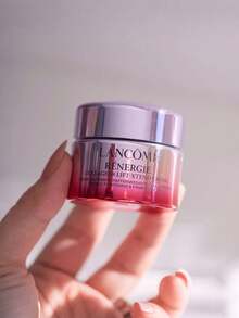 Lancôme 兰蔻 [迷你] 赋活胶原蛋白+ 紧致提升霜 15ml / 高效紧致提升霜 / 显著提升紧致 / 采用先进的胶原蛋白复合物，质地独特如丝线般细腻，这款配方旨在快速呈现显著效果 / 肌肤紧致度提升 57%，颧骨提升高达 15%，十分之七的女性认为它是美容手术的绝佳替代品。 - Collagen+ Lift-Xtend Cream 15ml - 查看 5