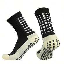 Bộ dụng cụ thể thao bóng đá 7 món, bao gồm: ống giữ ấm chân bằng silicon, tất dệt kim, bảo vệ ống chân, băng đô thể thao, ba lô dây rút, băng nén cổ tay co giãn và băng dính thể thao. Màu trơn, có thể giặt tay/máy. Món quà Giáng sinh tuyệt vời dành cho gia đình và bạn bè yêu thích bóng đá và thể thao ngoài trời. - Nhiều màu - Xem 9