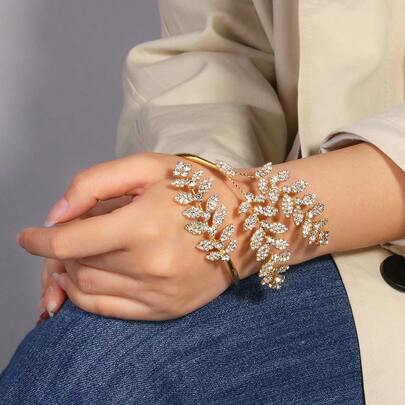 1 chiếc vòng tay mùa hè đính đá hình lá và hoa, phụ kiện trang sức thiết kế thời trang dành cho nữ.