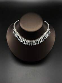 Bộ trang sức bạc 3 món gồm dây chuyền và bông tai đính đá pha lê, sang trọng và thanh lịch, độ sáng bóng cao, thích hợp cho phụ nữ trong các dịp cưới hỏi, sinh nhật, tiệc tùng và kỷ niệm. - Bạc - Xem 2