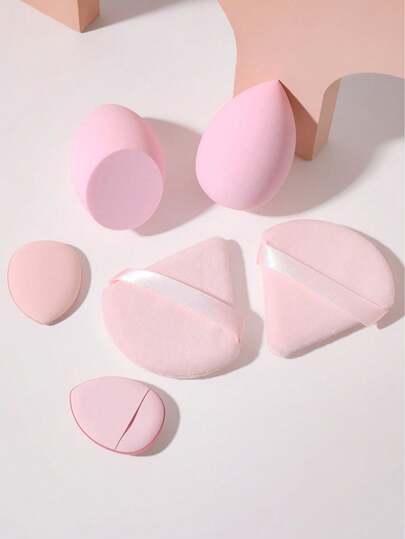 4个化妆海绵和2个粉扑，适用于膏状和粉状遮瑕膏、粉底、腮红等，是化妆工具的理想之选，价格实惠，适合梳妆台、旅行、卧室使用，也是情人节送给她的好礼物。