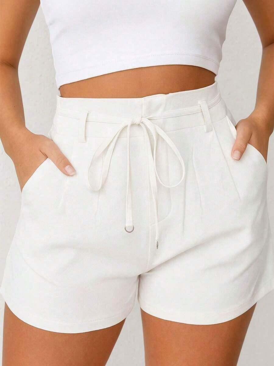 Elegant Women's Tailored Shorts, High Waist, Pockets With Belt And Ring Details, Casual Style - 白色 - 查看 1