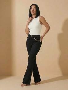 pthirillo Women's Black Flare Jeans With High-Waisted Butt-Lifting Effect And Rhinestone Detail. - 我口袋裡的水鑽 - 查看 4