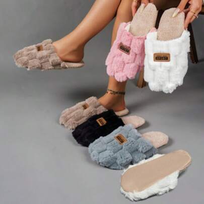 Nuevas y elegantes zapatillas de estar por casa esponjosas, zapatillas cómodas y silenciosas para parejas