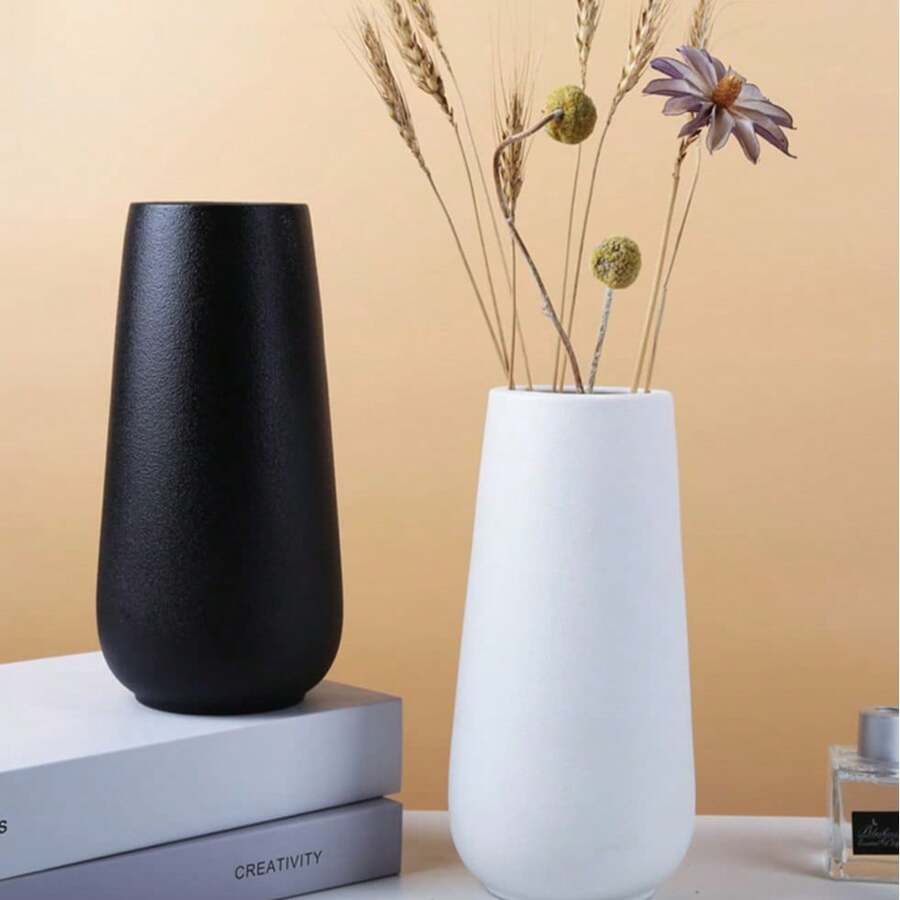 Matte Black Vase, Suitable For Fresh Flowers And Reeds, A Classic Country-Style Decorative Vase, Suitable For Home Decor And Table Setting. - Multicolor - View 1