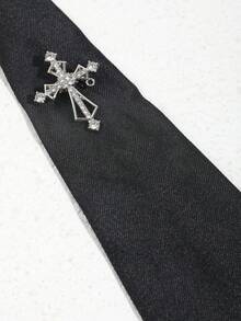 1pc Women's Dark Cross Pendant Necklace, Punk Style Chain Choker, Suitable For Sweet & Spicy Fashion - Black - View 3