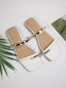 French Square Toe Criss-Cross Strap Flat Sandals, Niche High-End Comfortable Chic Versatile Toe-Post Design - White - View 4