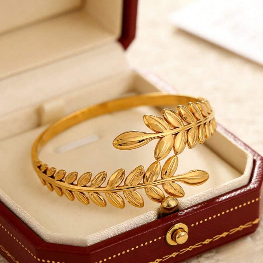 不锈钢草编手链，奢华简约时尚女士手链 - 金色 - 查看 1