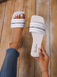 Nuevas sandalias deslizantes tejidas para mujer de verano, sandalias planas de punta cuadrada de alta gama con suela suave para la playa - Beis - Ver 3