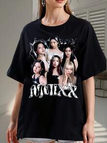Nmixx Y2K T-Shirt, Nmixx KPOP T-Shirt, Nmixx Merchandise, NMIXX First World Tour T-Shirt, Nmixx 2204 Printed T-Shirt Featuring Lily, Haewon, Jinni, Sullyoon, Jiwoo, And Kyujin - Made Of Pure Cotton, It's Soft And Breathable, Suitable For Both Men And Women. It's A Casual Shirt Suitable For All Seasons And A Stylish Souvenir. It's Perfect For Everyday Wear, Streetwear Enthusiasts, And Music Lovers. - 黑色 - 查看 1