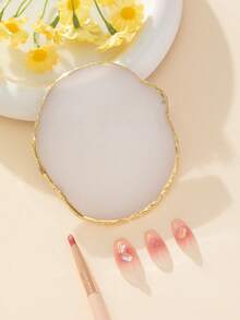 Resin White Nail Art Color Display Plate - Imitation Agate Design Golden Edge Nail Polish Palette Display Board, Lightweight Portable Round Nail Art Mixing Palette For Women & Girls, Nail Polish Mixing Palette, Agate-Style Nail Art Display Board, Nail Supplies, Nail Art Tools, Press On Nails Tool, Nail Art Supplies For Back To School, Resin Nail Color Display Palette - Multicolor - View 3