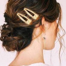 3/15PCS Love Is Sweet Minimalist Bridal Shower Sign Please Take A Treat No Bend Hair Clips Slivers Bridesmaid Hair Clips Flirless Hair Clips Glitter Bridesmaid Hair Clips Hair Setting Clips For Bridesmaid Gift Provoke Box Makeup Styling Splitging - C - Xem 11