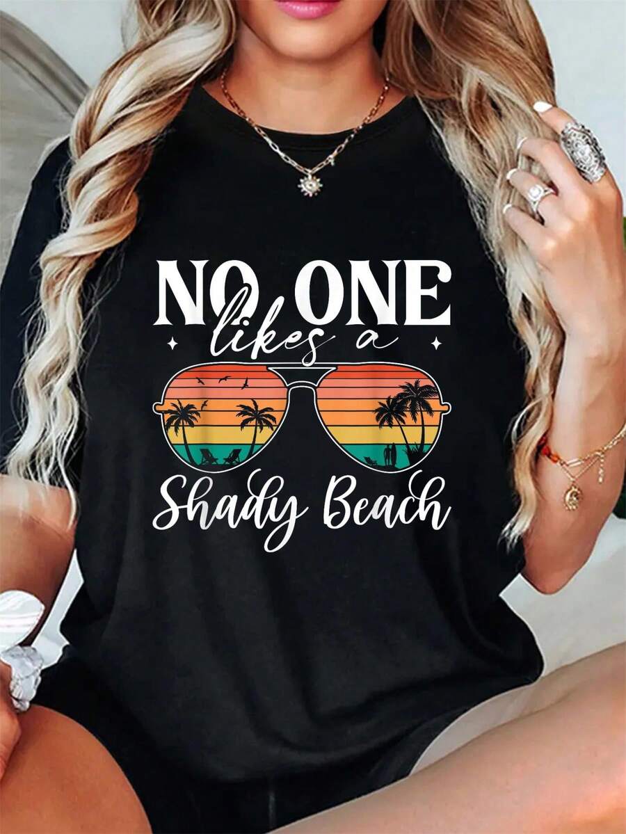 playeras de mujer, Ambiente veraniego, a nadie le gusta una playa con sombra, camiseta con gafas de sol en modo vacaciones - Negro - Ver 1