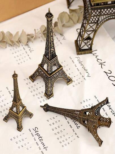 1 pieza Modelo de adorno de Torre Eiffel de metal, recuerdo de viaje francés, regalo conmemorativo de aleación de oficina/viaje de cumpleaños de varios tamaños