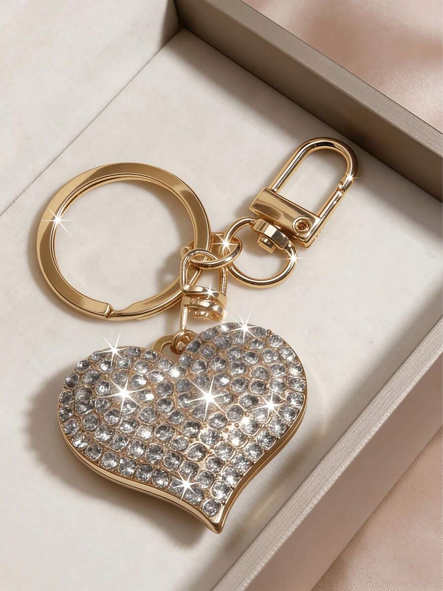 1 pieza Llavero con forma de corazón. Elegante, grácil, lindo, casual, para fiesta. Hecho de aleación de zinc con incrustaciones de diamantes. Adecuado para todas las estaciones. - Dorado - Ver 1