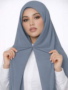 1 chiếc khăn trùm đầu chiffon 3 trong 1 tiện dụng, có nam châm tích hợp và mũ lót bên trong - Không cần ghim, không trượt, dễ dàng đội chỉ trong vài giây. Thích hợp để phối cùng áo Abaya hàng ngày, tham gia các hoạt động ngoài trời, cầu nguyện và hành hương. - Nhiều màu - Xem 13