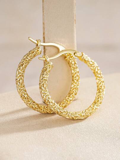 1 Pair Pretty Hoop Earrings For Women For Wedding Anniversary Engagement Party Jewelry Valentine's Day Gift