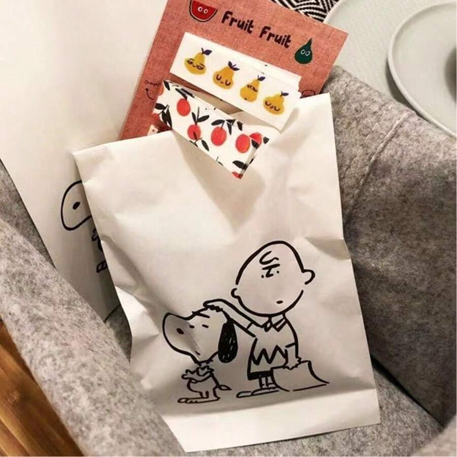 SNOOPY 1set/5pcs Gift Bag With High Aesthetic Value Small Bag, Korean Style Cute Self Sealing Bag, Christmas Candy Gift Packaging Bag, New Year's Gift, Valentine's Day Gift, Easter Gift[Stochastic Style] - Multicolor - View 1