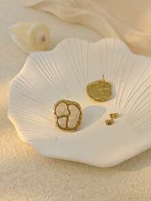 3 paires de boucles d'oreilles à clous pour femmes, bijoux pour femmes, boucles d'oreilles en acier inoxydable imperméables anti-décoloration hypoallergéniques, boucles d'oreilles vintage minimalistes de luxe à la française avec motif trèfle à quatre feuilles, cœur, carré, géométrique irrégulier, feuille de plante, motif marbre, émail goutte d'huile, pour le quotidien, le travail, le bureau, les rendez-vous, les rencontres entre amis, les fêtes, les vacances, assorties aux tenues d'été, chemises, robes, cadeau pour l'Aïd, le Ramadan, la Saint-Valentin, la Fête des Mères, l'anniversaire de la petite amie - Multicolore - Voir 4