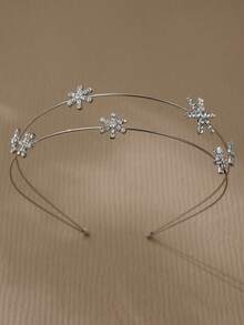 1 chiếc băng đô cài tóc hình ngôi sao pha lê hai lớp màu bạc tối giản, lấp lánh tinh tế, đa năng cho đám cưới, tiệc tùng, chụp ảnh. - Bạc - Xem 8