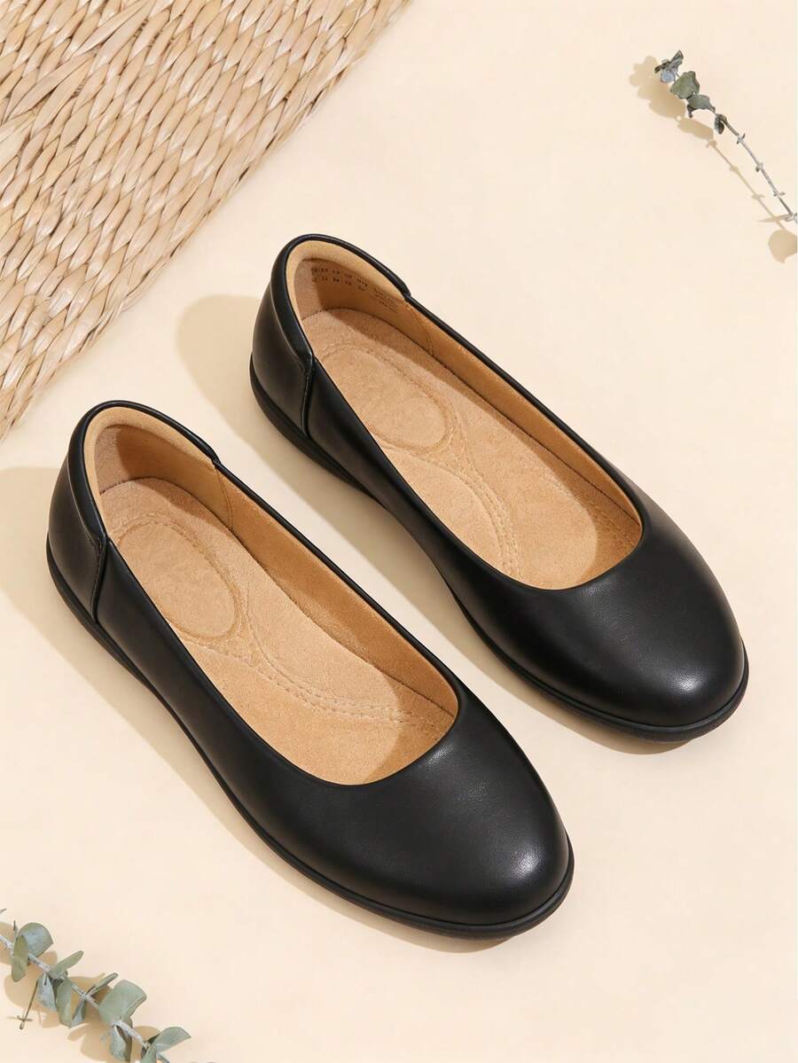 Women Ballet Flats Comfortable Round Toe Slip On Lady Office Commute Dress Flats Shoes - Black - View 1