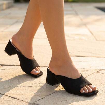 女士单带高跟凉鞋，粗跟，夏季新款，大码，时尚休闲高跟鞋