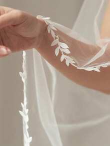 婚纱头纱蕾丝边新娘头纱带梳子1米婚纱头纱薄扇形蕾丝边曼蒂拉新娘配饰 - 彩色 - 查看 4