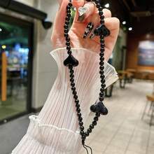 1个甜美酷炫的心形手机挂件，可作手机壳、腕带、耳机等配件（日韩风格）。送给母亲、家人、朋友的礼物，生日、节日皆宜。手机挂饰，手机链，兼容安卓及大多数智能手机。送给母亲、家人、朋友、孩子、生日、节日皆宜。 - 彩色 - 查看 3