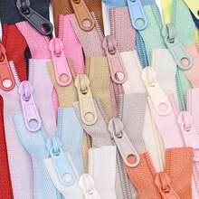 一套，3号尼龙拉链，177英寸/450厘米 + 20个塑料拉链头，适用于家庭缝纫DIY拉链更换 - 4.5米拉鏈+20個塑膠拉鍊頭 - 查看 3