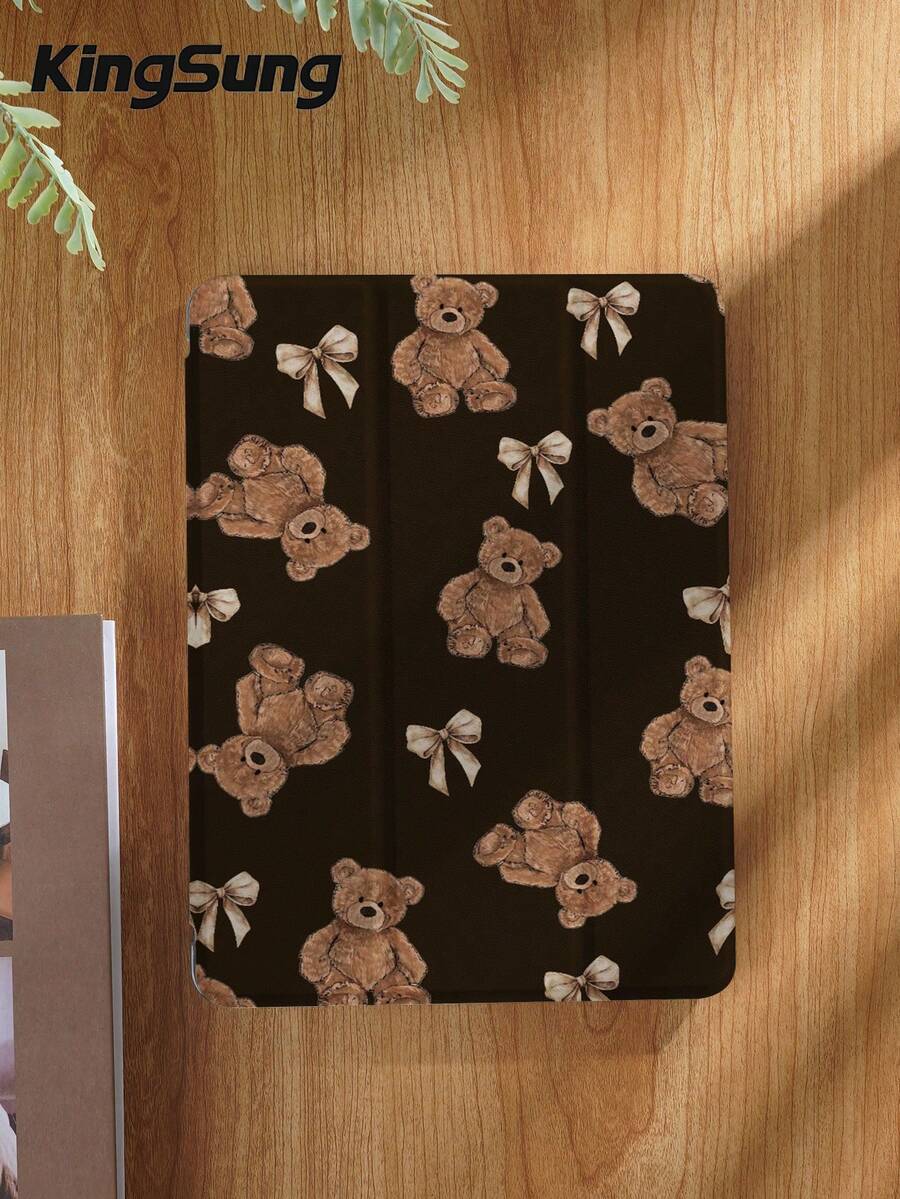Kingsung 棕色卡通泰迪熊蝴蝶结发箍平板电脑保护套，适用于 9.7/10.2/10.5/10.9/12.9 英寸 Pro 11 英寸、第十代 Galaxy Tab S6 Lite 10.4 英寸、Kindle Paperwhite 第十二代（2024 年款）、Kindle（第十一代，2022 年款）、Kobo Clara Color，柔软防震，智能支架/自动唤醒/睡眠功能