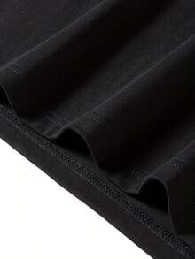 Camiseta negra para hombre con diseño de pez koi yin yang, perfecta para uso casual durante todo el año. Hecha de tela transpirable, esta camiseta vintage de corte ajustado es ideal para el uso diario, salidas de verano y actividades deportivas. - Negro - Ver 4