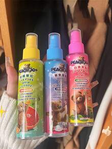 1瓶100毫升织物香氛喷雾（香草皂香、白茶茉莉香、柑橘雪松香），空气清新剂，高级衣物香氛，持久留香，适用于衣物、浴室、卧室、衣柜、客厅和汽车。 - 100ML - 查看 7