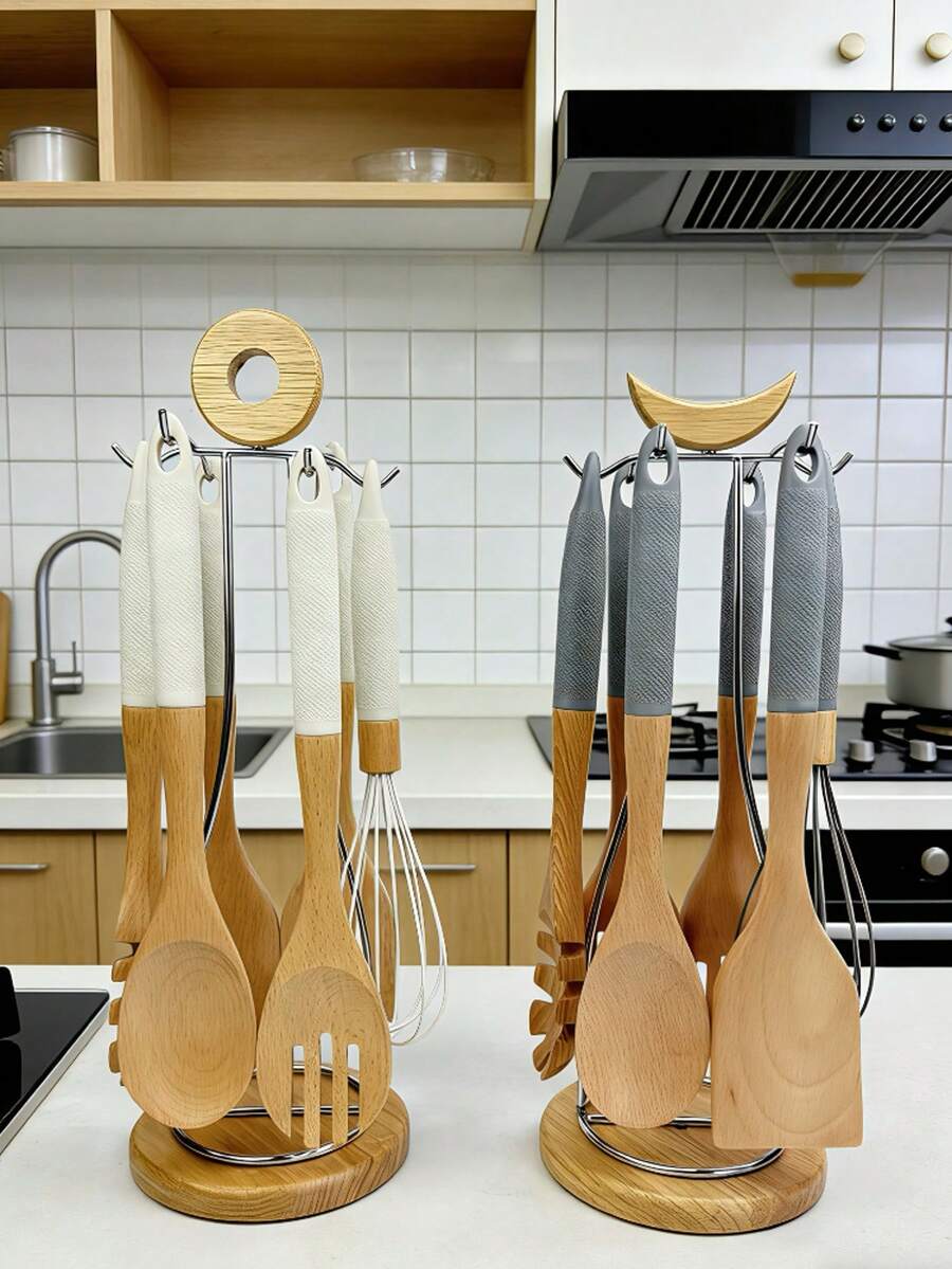 Bộ 5 món dụng cụ nấu ăn bằng gỗ cao cấp, thìa và muỗng gỗ chống dính, muỗng múc canh, muỗng lọc và muỗng nấu ăn, muỗng xới, thích hợp để múc canh, bít tết, mật ong, trà, sữa, món tráng miệng, ngũ cốc, dùng trong nhà bếp, nhà hàng và các món ăn cần nấu ở nhiệt độ cao khác. Chống dính, chịu nhiệt, dễ vệ sinh, bền, vật dụng thiết yếu trong nhà bếp, quà tặng Ngày của Mẹ, quà Giáng sinh, quà tặng tựu trường.