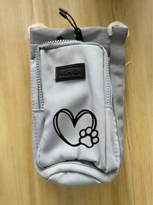 1个尼龙水壶套，配有可调节肩带，保温设计，适合户外徒步、露营、旅行，带拉链口袋，可用作旅行收纳包、小型行李配件、邮轮必备品、迷你便携旅行收纳包、紧凑型假日收纳包。 - 彩色 - 查看 21