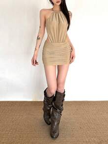 Vestido mini ajustado de mujer con tirantes finos de punto dorado y espalda descubierta, adecuado para fiestas, salidas nocturnas y atuendos de Año Nuevo - Caqui - Ver 6